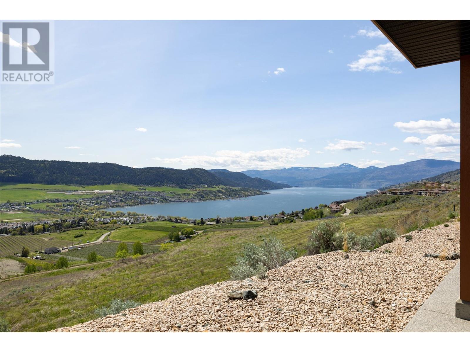 595 Vineyard Way N Unit# 9, Vernon