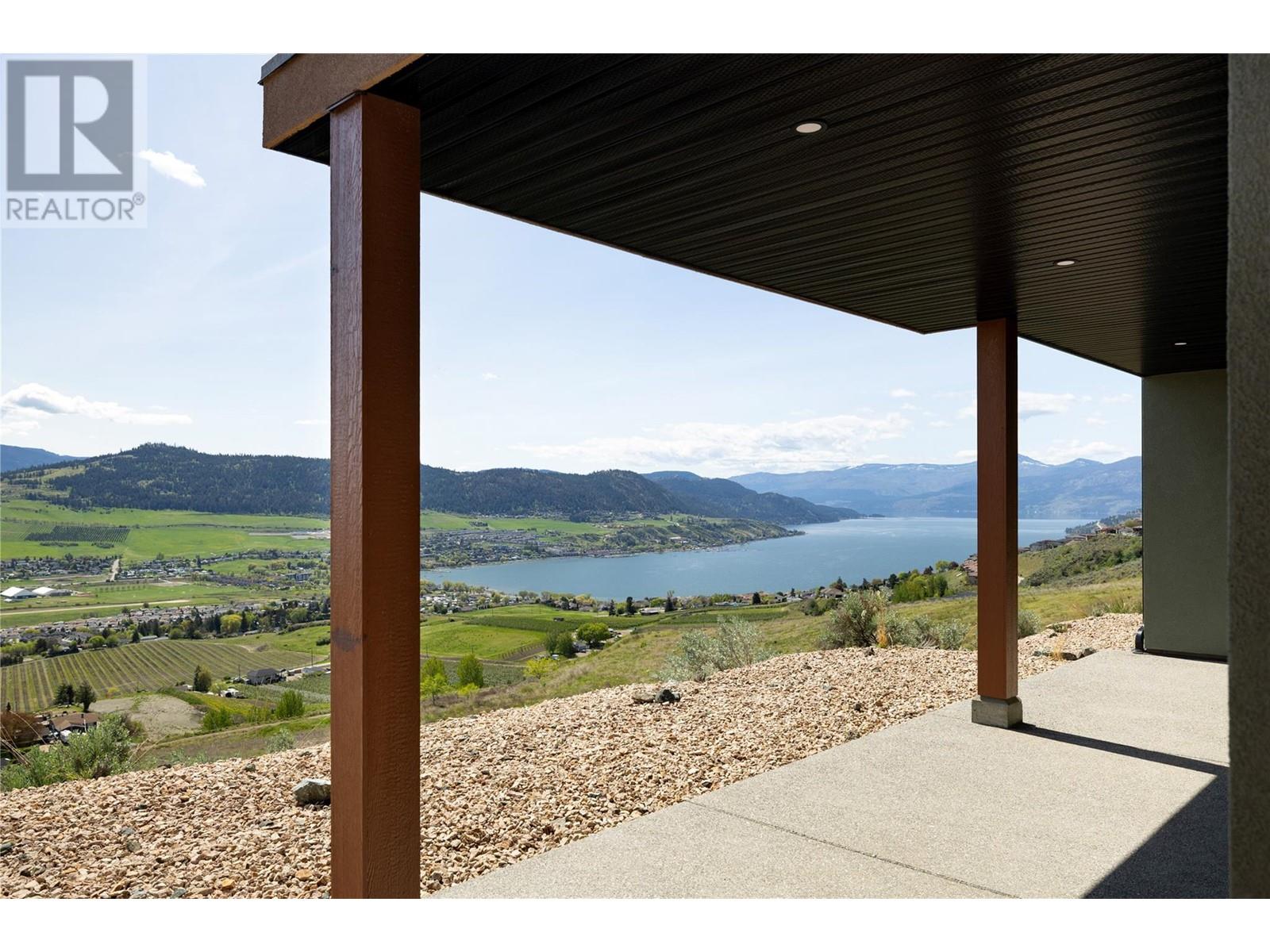 595 Vineyard Way N Unit# 9, Vernon
