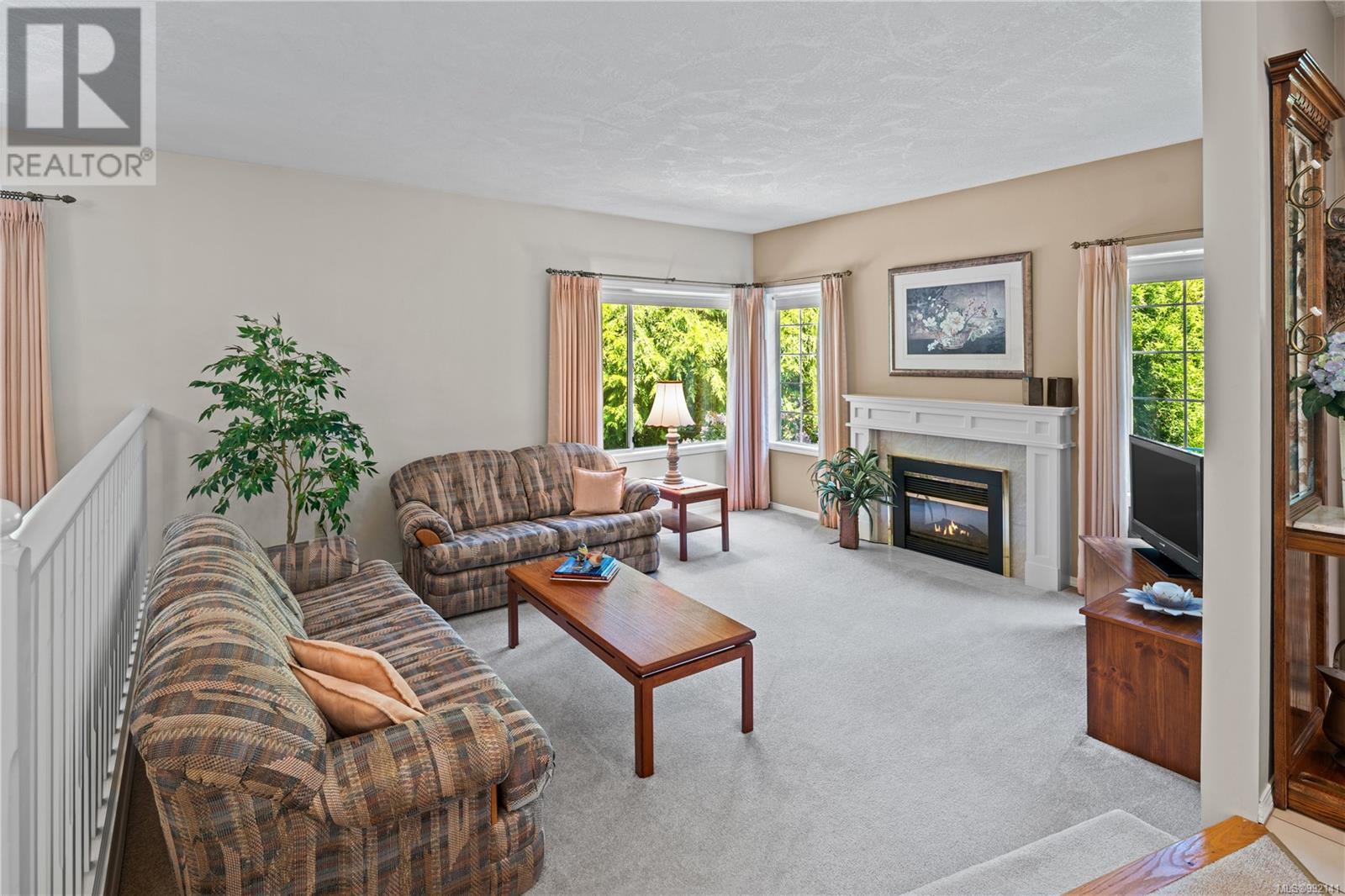  11460 Hawthorne Place, North Saanich
