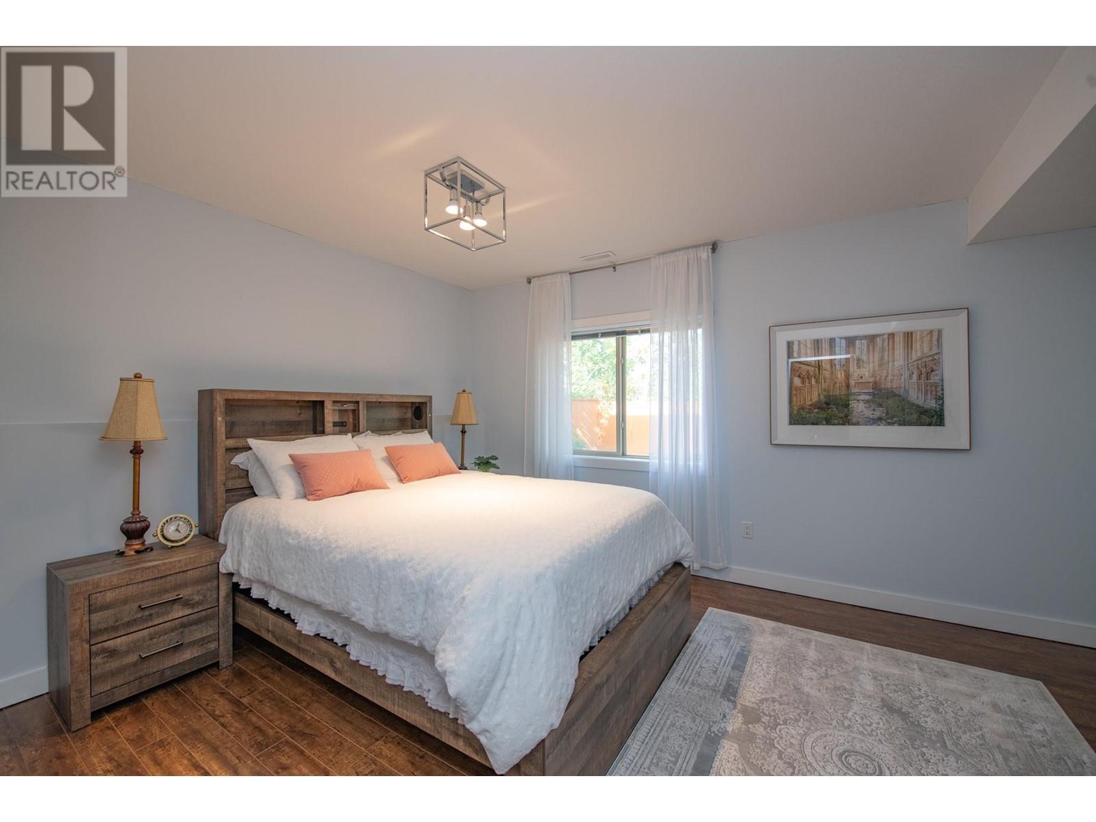 1927 Skyview Crescent, Lumby