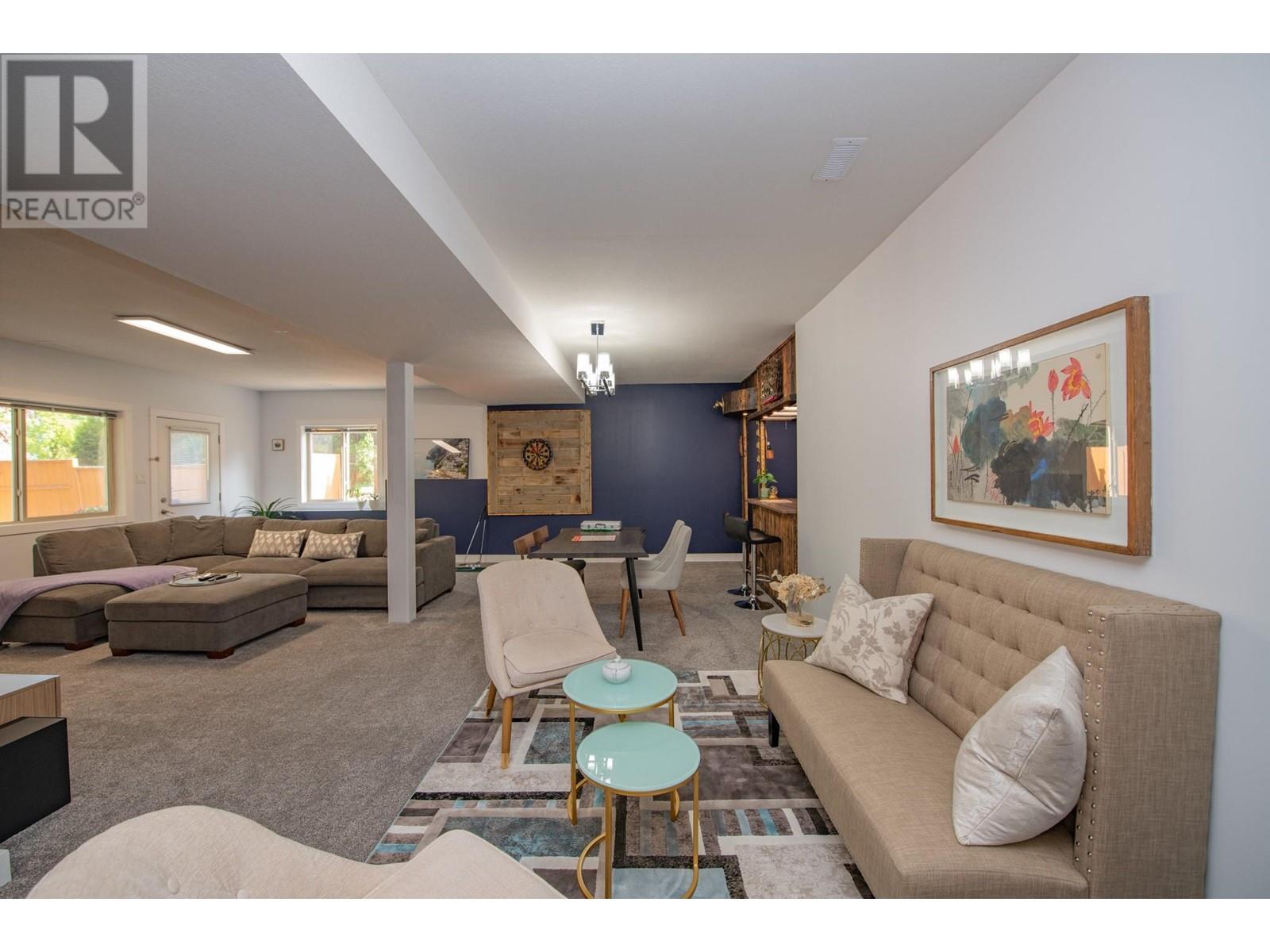 1927 Skyview Crescent, Lumby