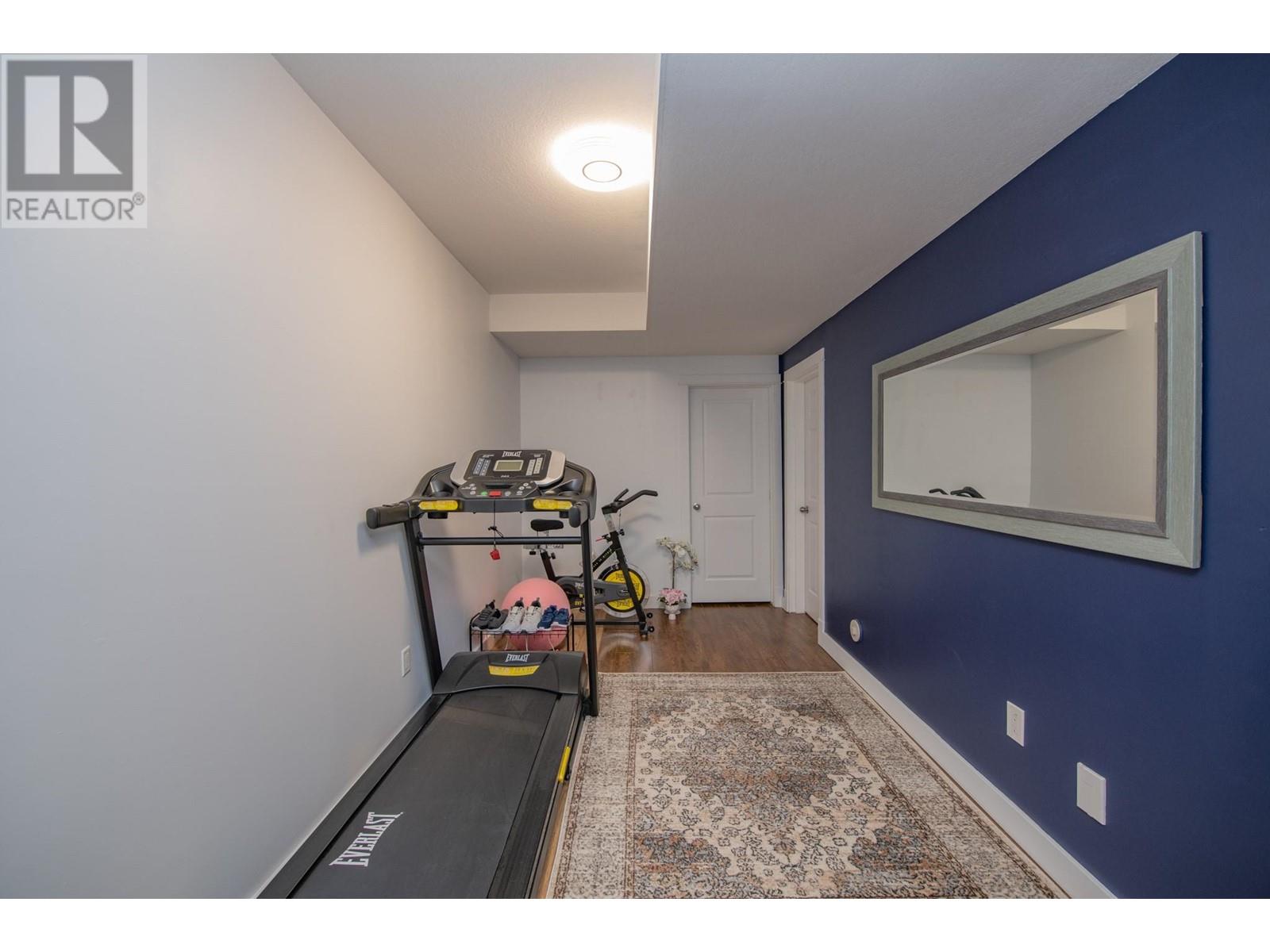 1927 Skyview Crescent, Lumby