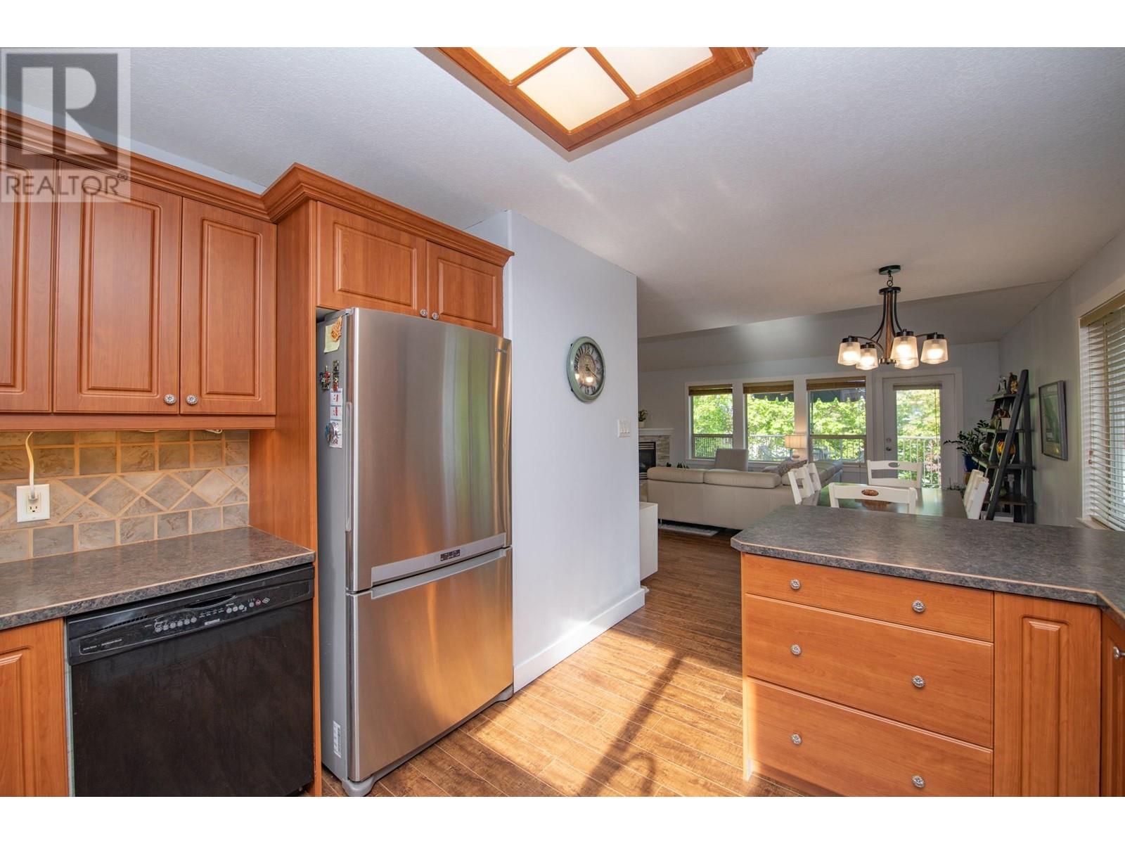 1927 Skyview Crescent, Lumby