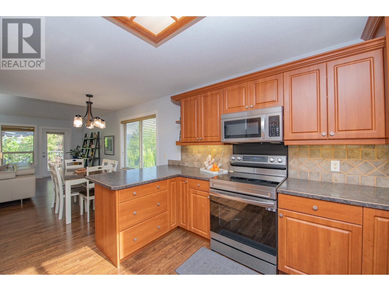 1927 Skyview Crescent, Lumby