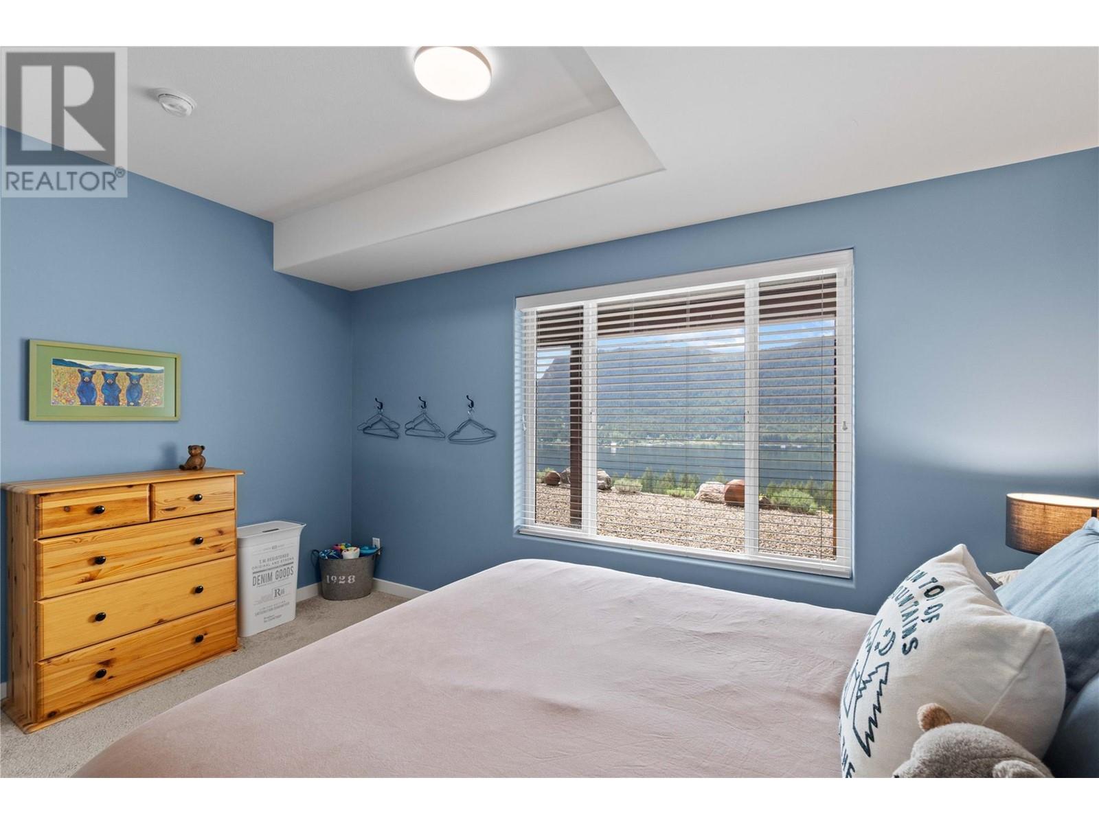  218 Sunset Drive, Sicamous