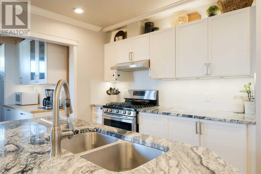 Single Family House for Sale in  Tuscany Springs Bay NW Tuscany Calgary 
