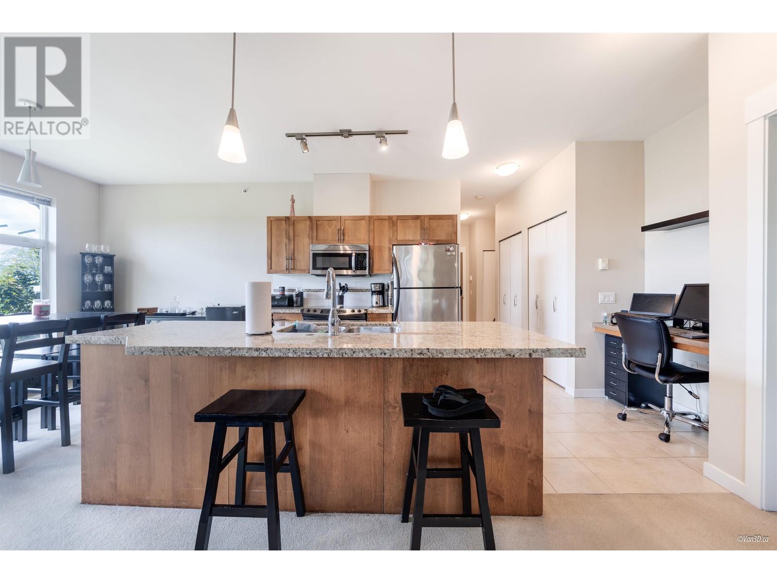410 11950 HARRIS ROAD, Pitt Meadows real estate listing R3000410