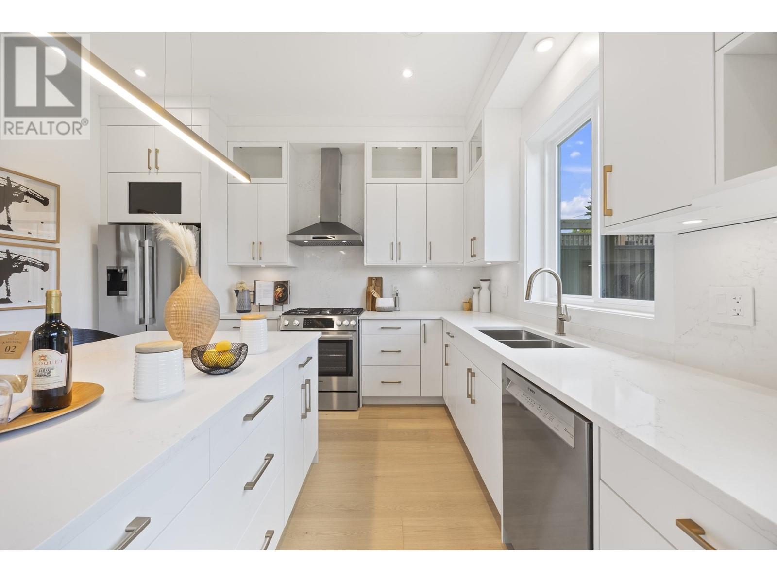 2181 CHARLES STREET, Vancouver real estate listing R3002752
