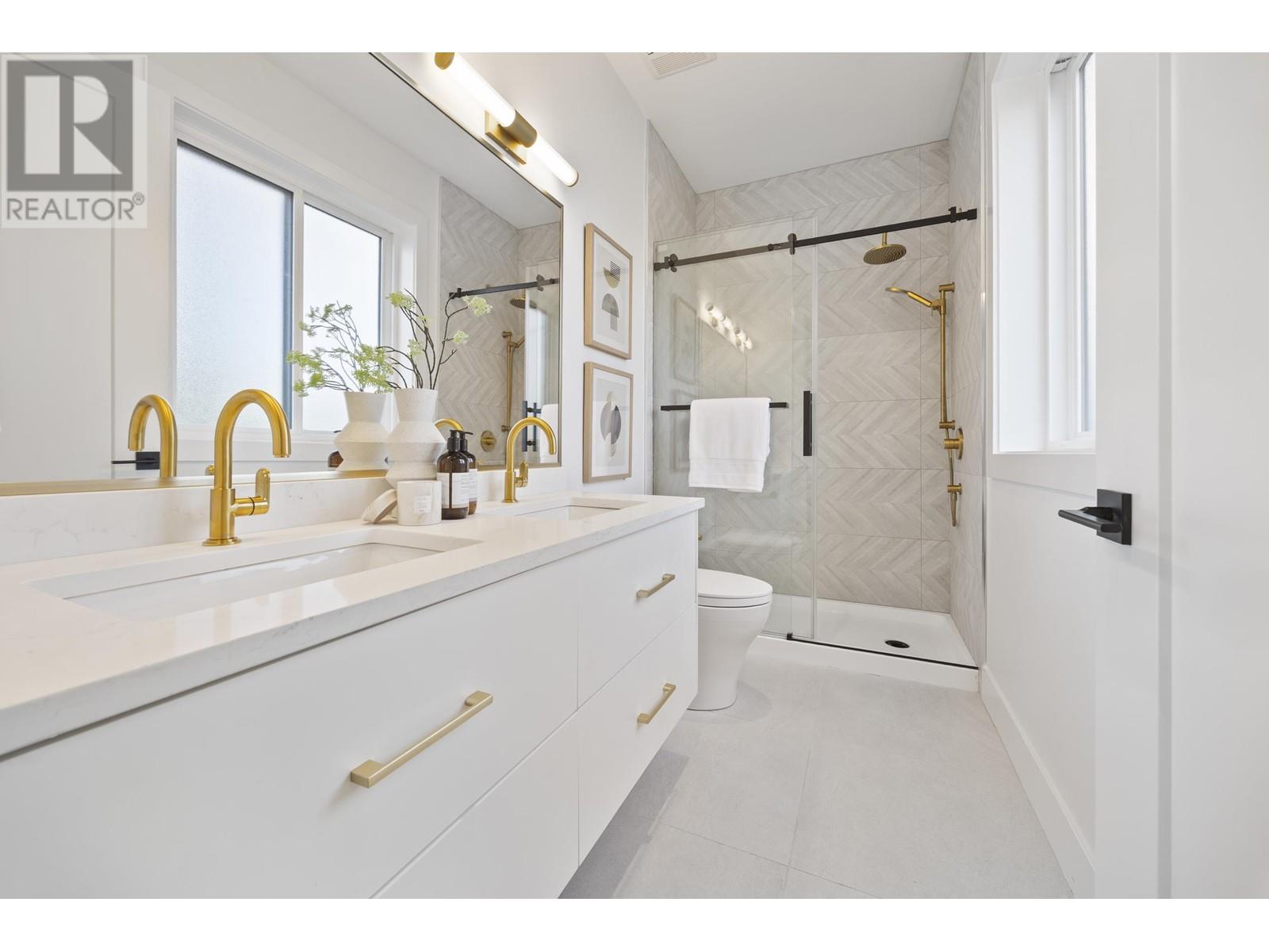 2181 CHARLES STREET, Vancouver real estate listing R3002752