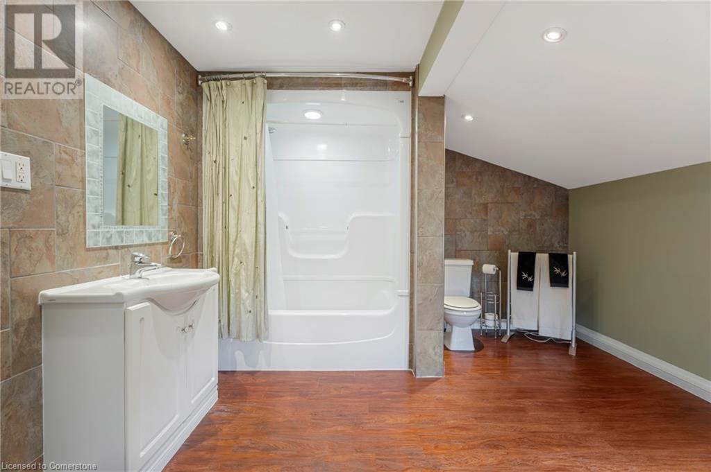 Photo 23 of 3324 Homestead Drive, Mount Hope ON