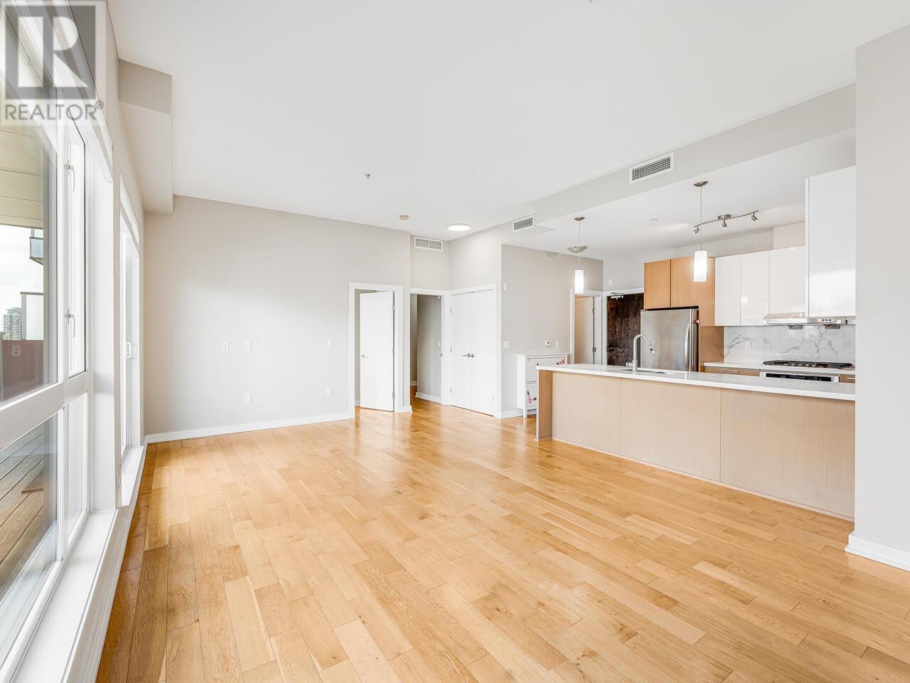 #611-5399 CEDARBRIDGE Way, Richmond