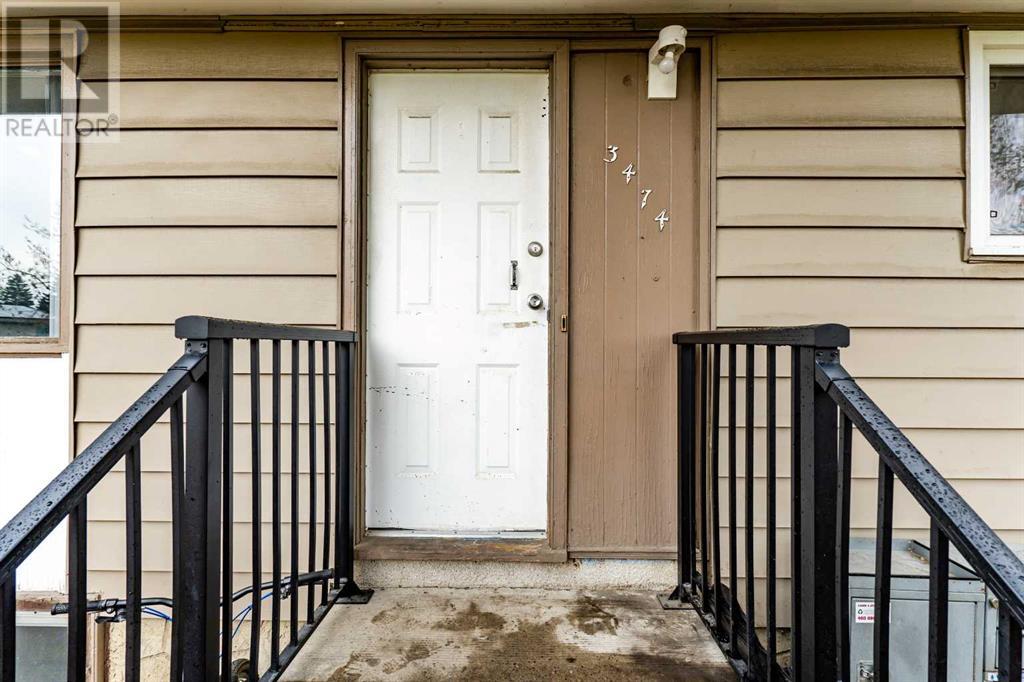 Single Family House Bungalow for Sale in  A Avenue SE Dover Calgary 