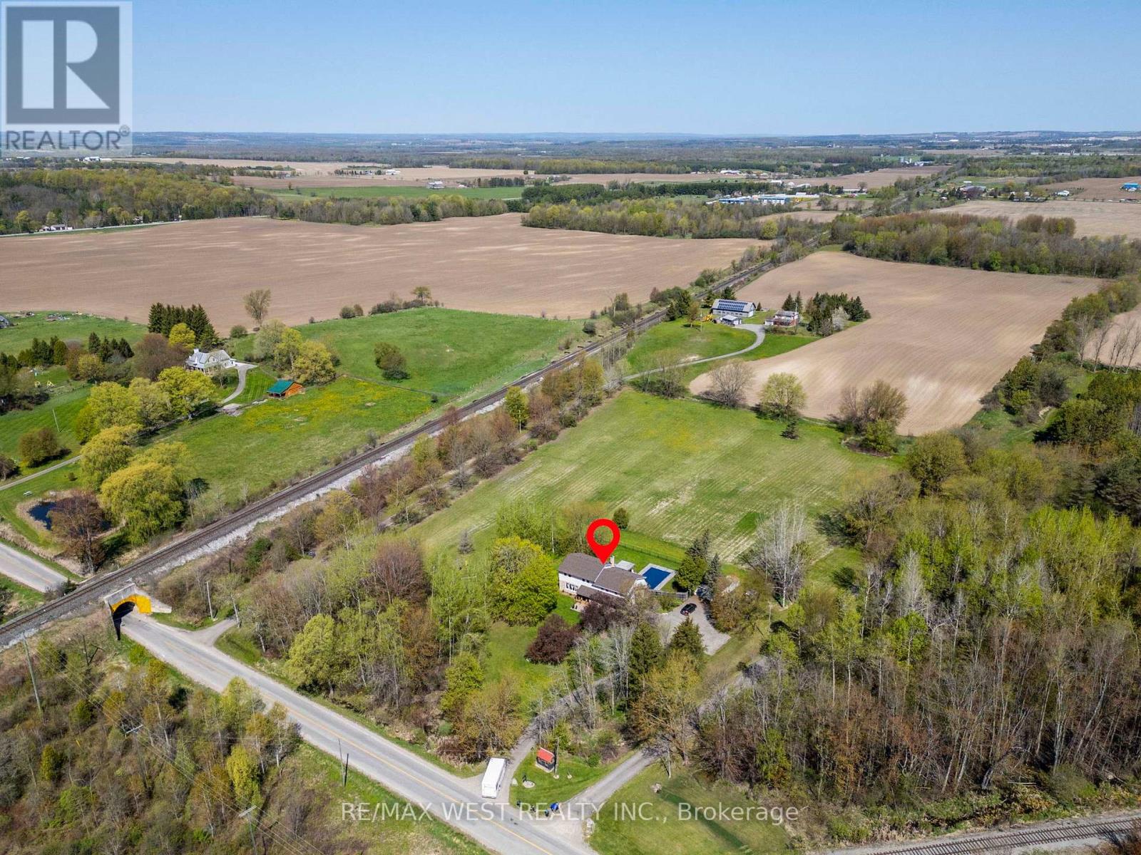 Photo 1 of 6492 Seventh Line, New Tecumseth ON