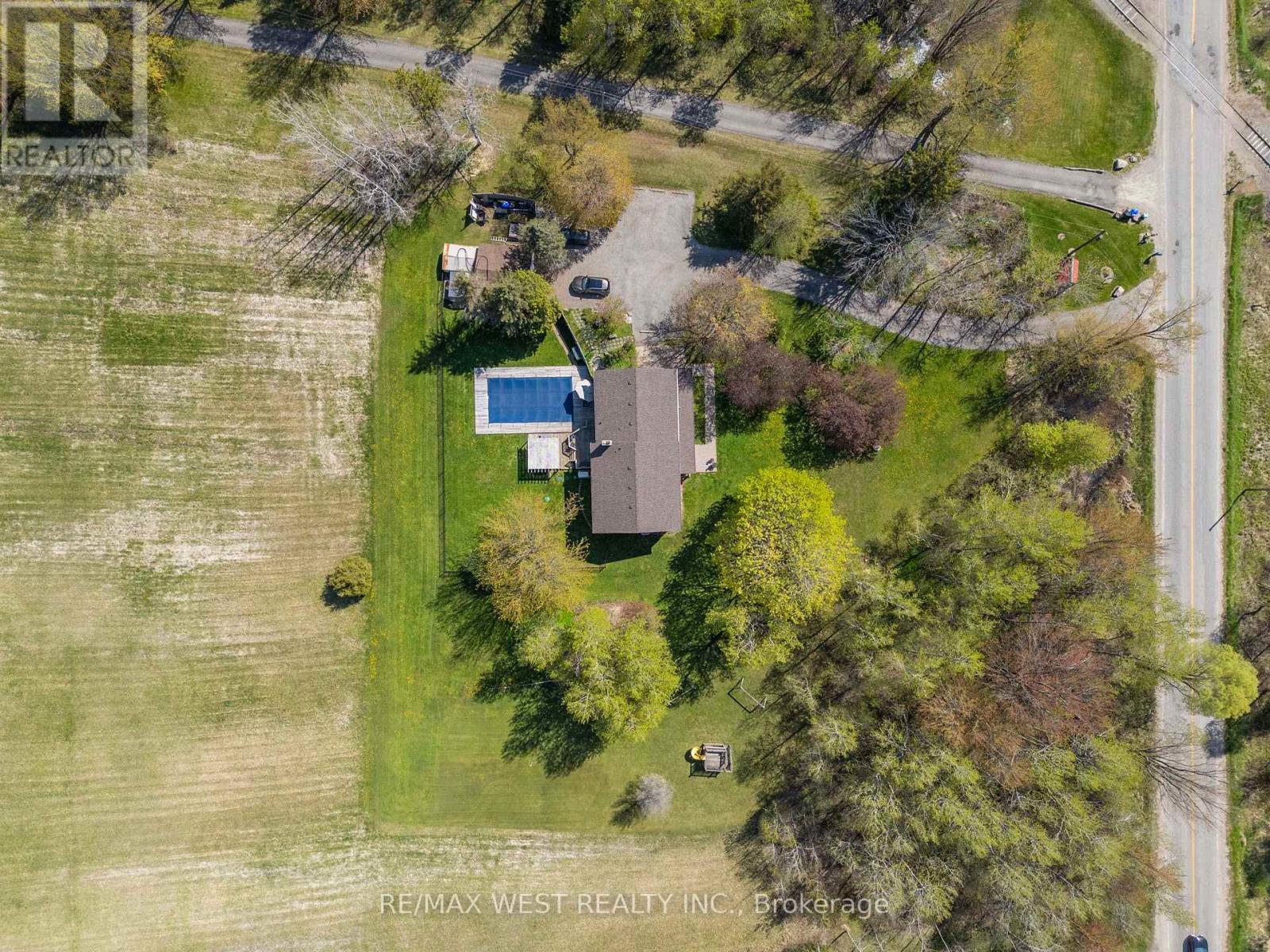 Photo 2 of 6492 Seventh Line, New Tecumseth ON