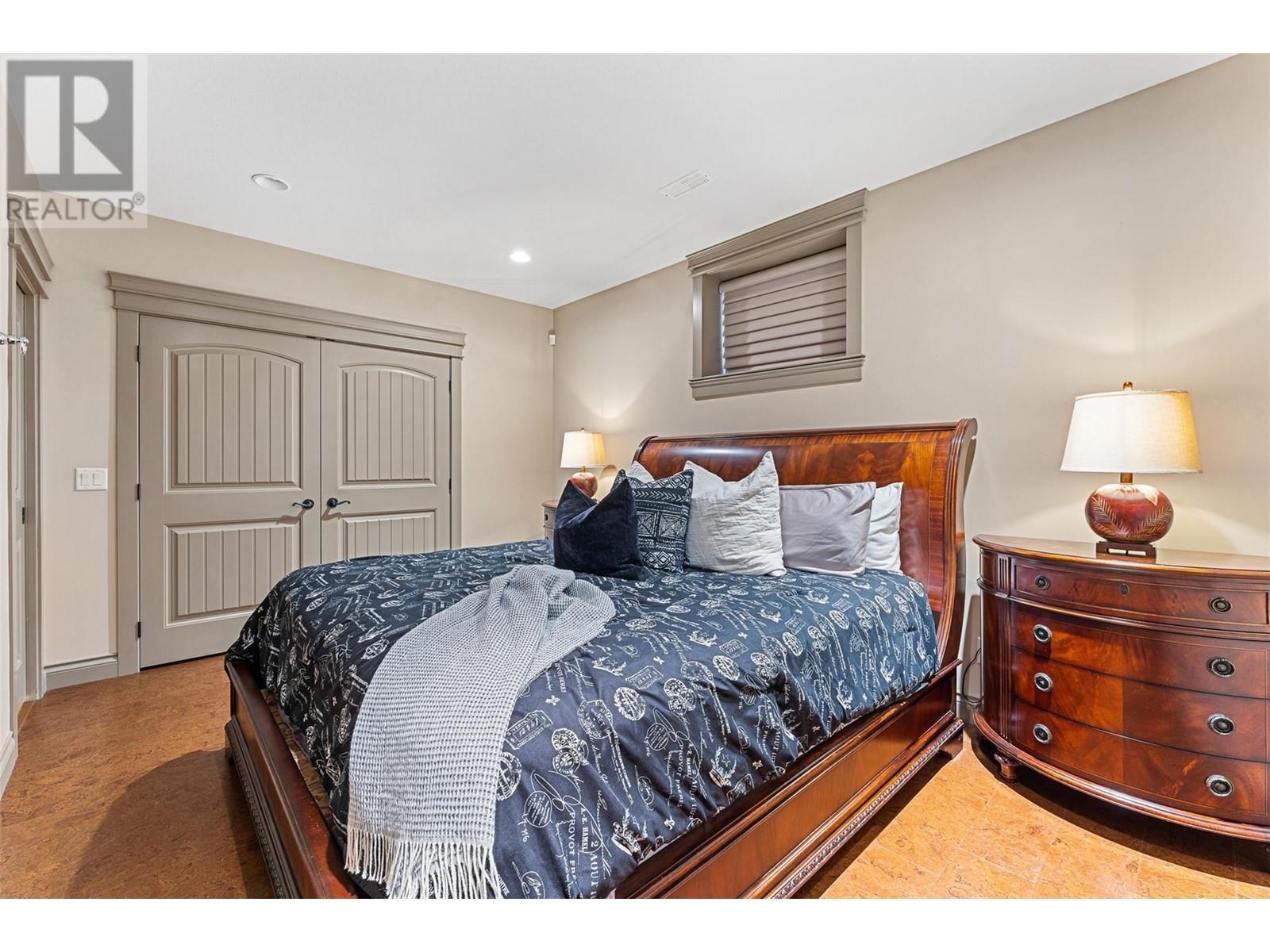  660 Almandine Court, Kelowna
