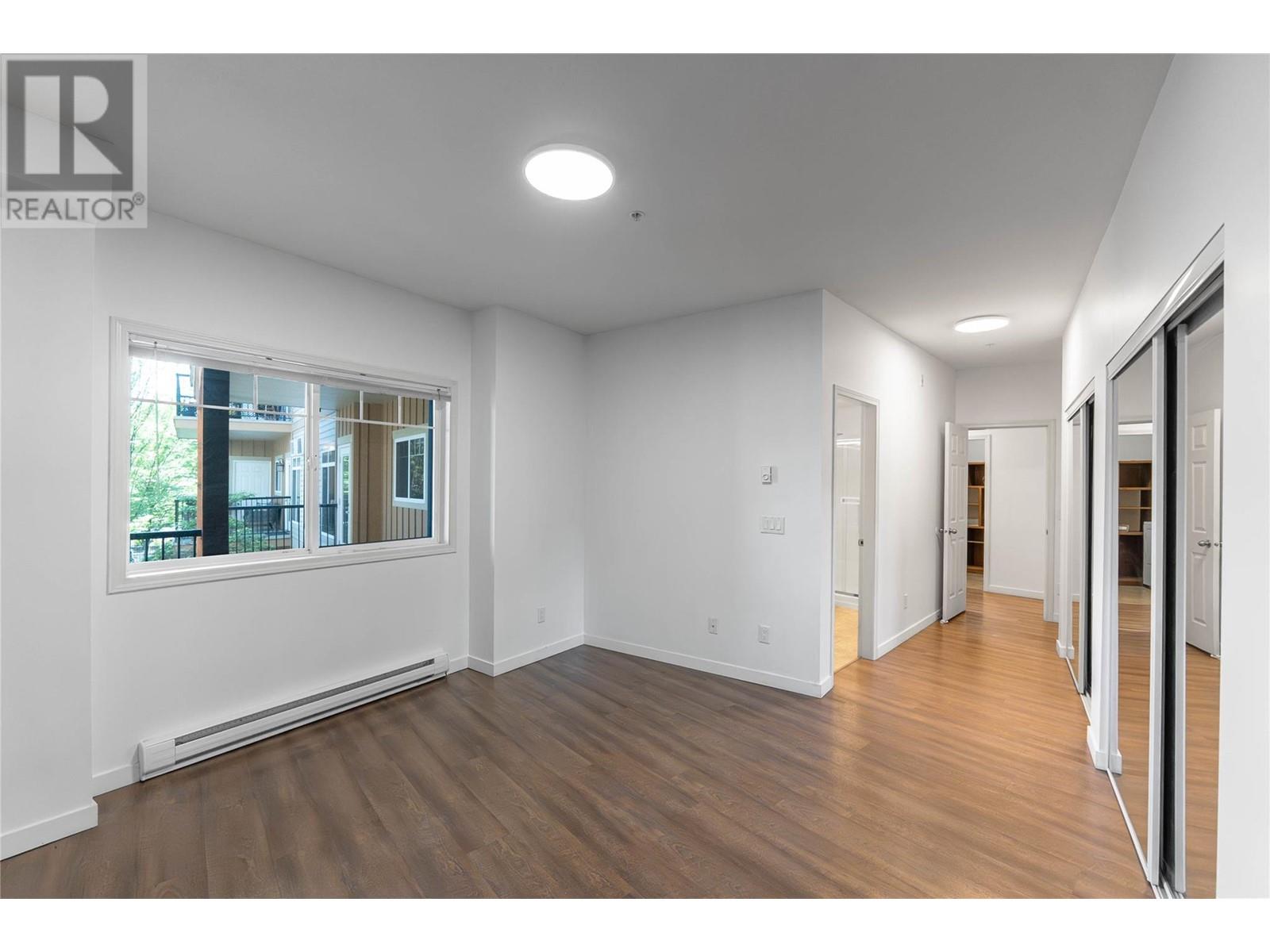 206 250 Hollywood Road South, Kelowna