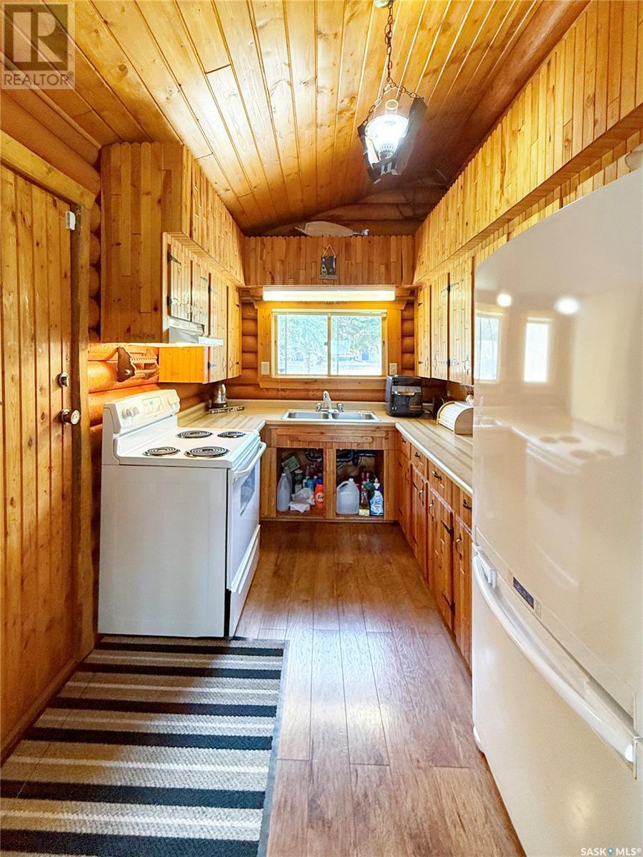 Photo 20 of 26 Clearsand Drive, Candle Lake SK