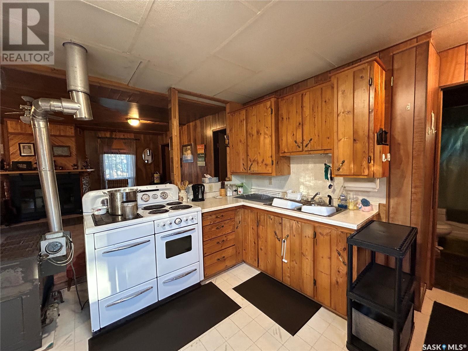 Photo 9 of 24 Walter Street, Candle Lake SK
