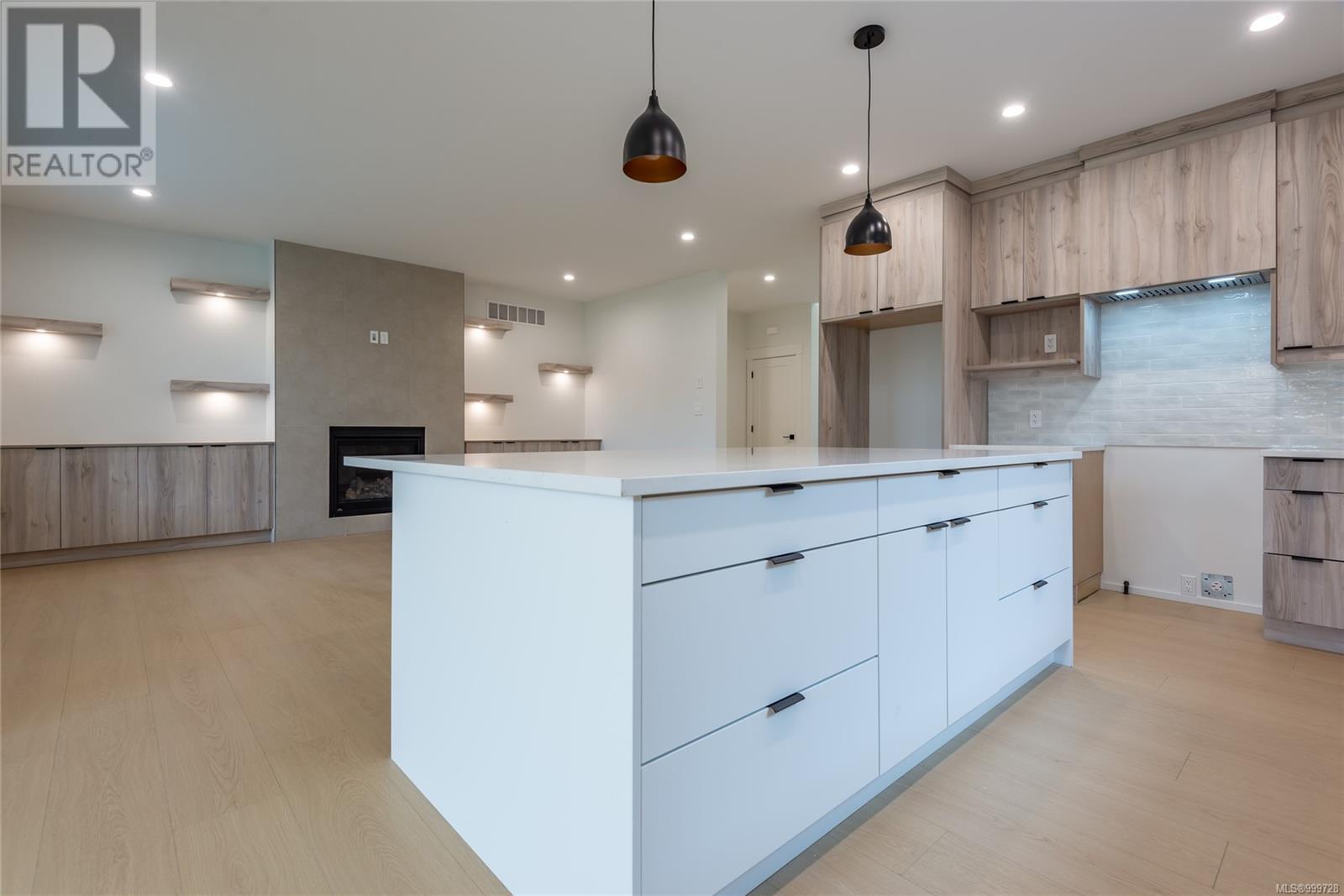 748 Beaver Creek Blvd, Campbell River