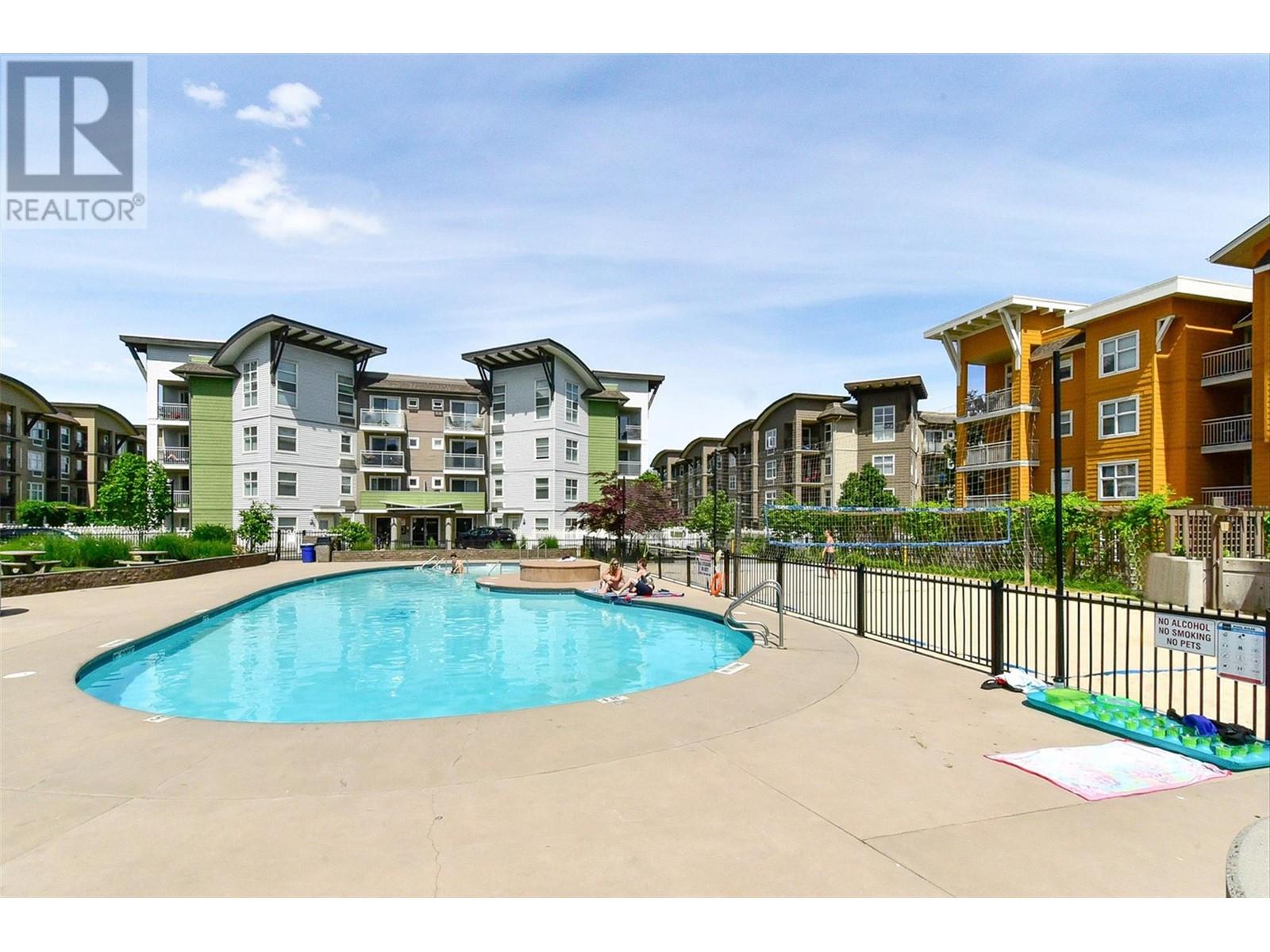 304 547 Yates Road, Kelowna