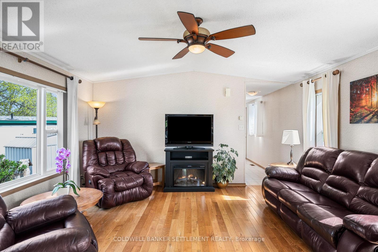 Photo 35 of 304 Acacia Road, Drummond North Elmsley ON