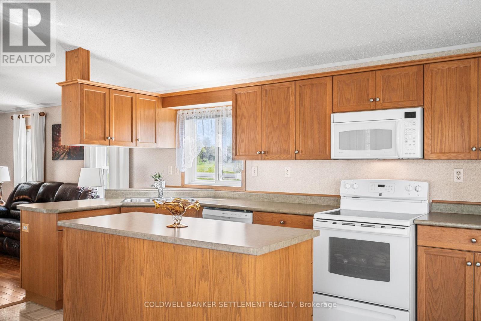 Photo 19 of 304 Acacia Road, Drummond North Elmsley ON