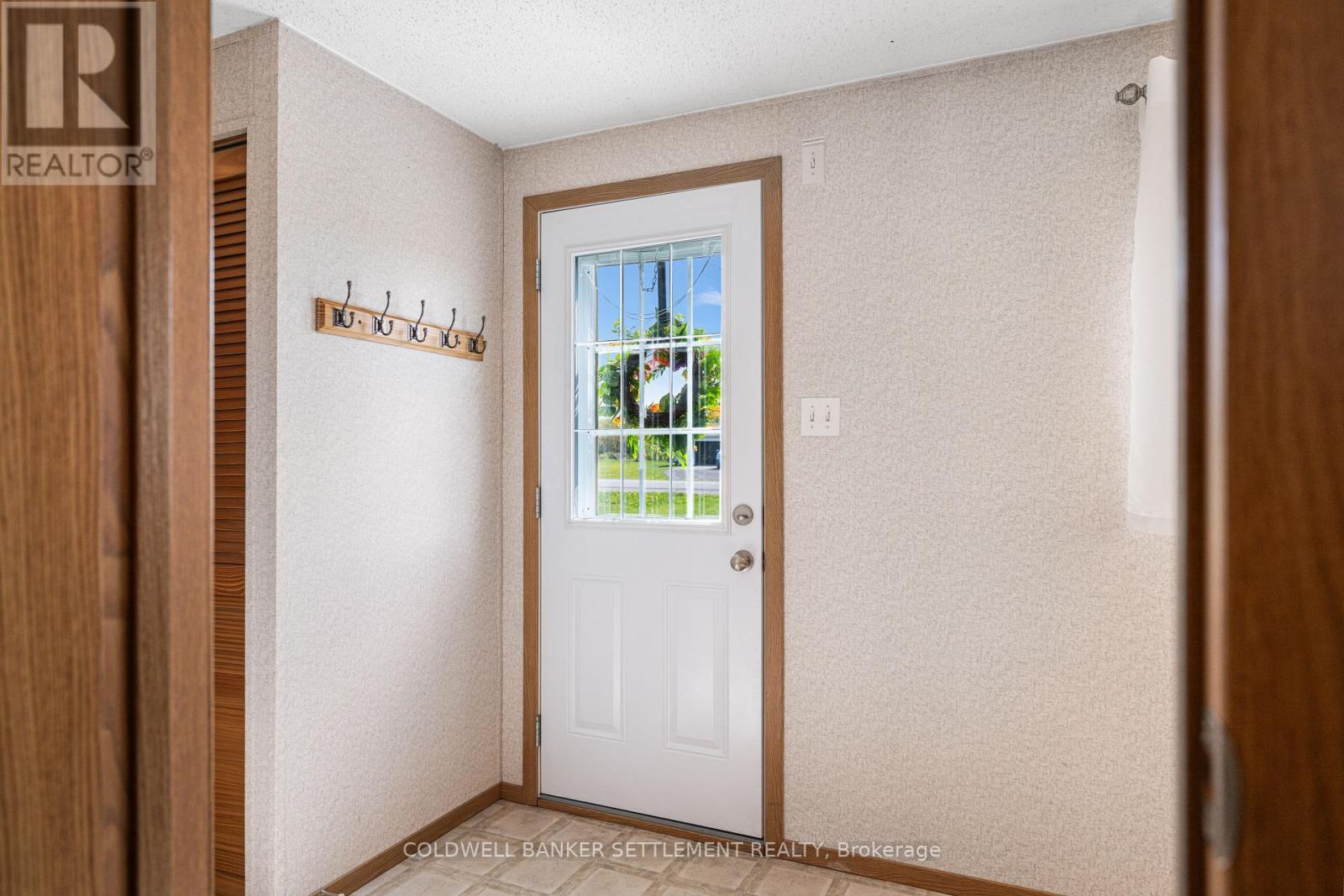Photo 23 of 304 Acacia Road, Drummond North Elmsley ON