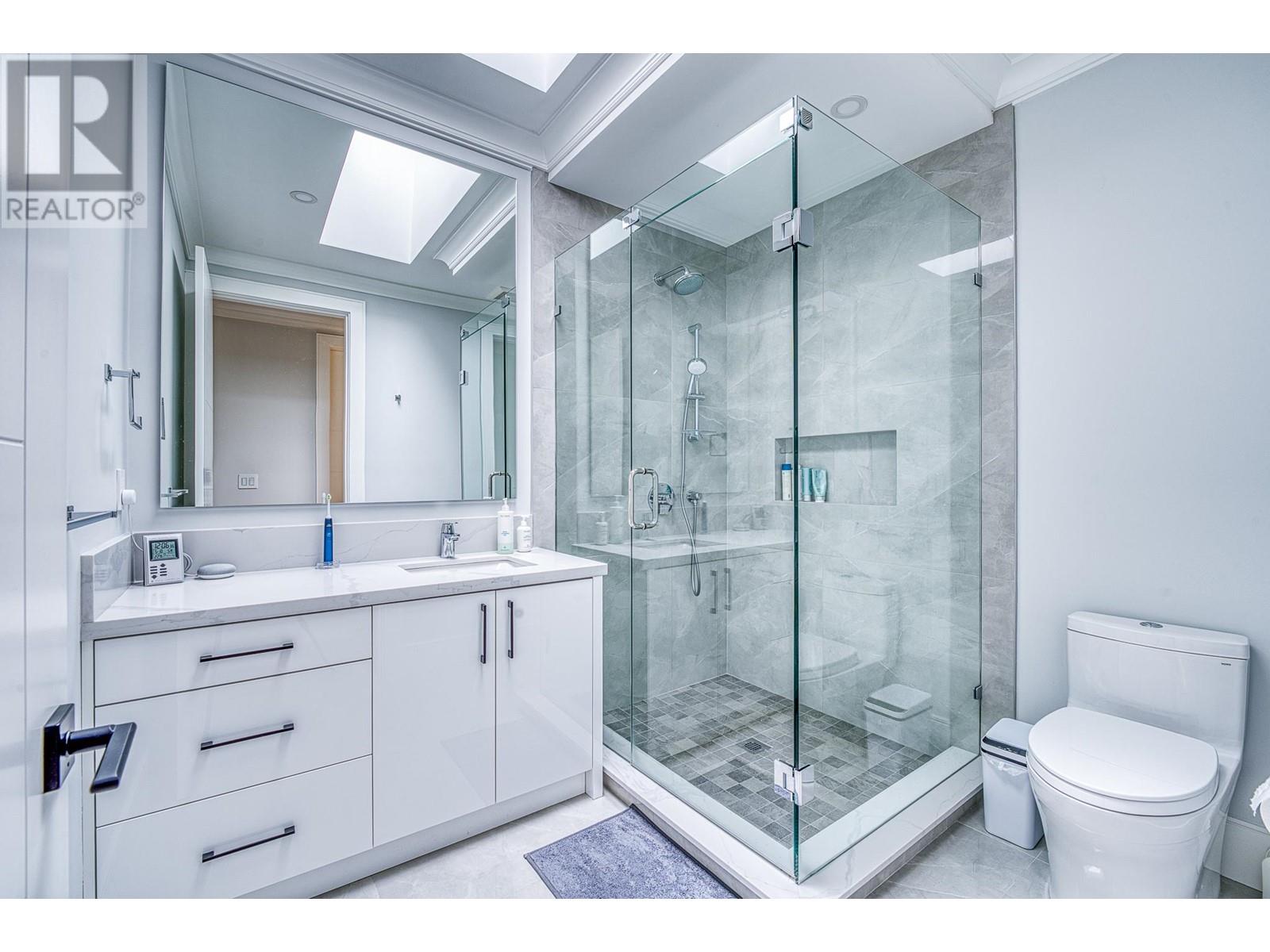 Photo 19 of 6699 Azure Road, Richmond BC