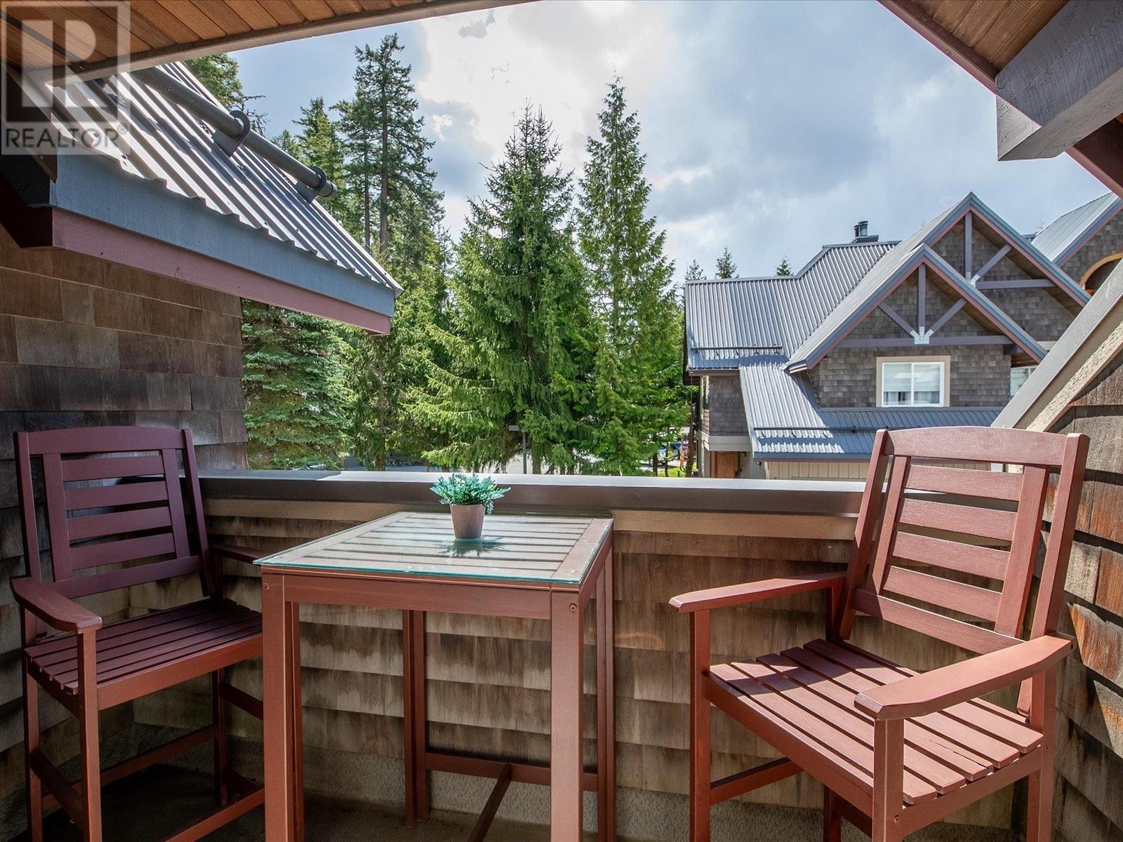 202 2222 CASTLE DRIVE, Whistler
