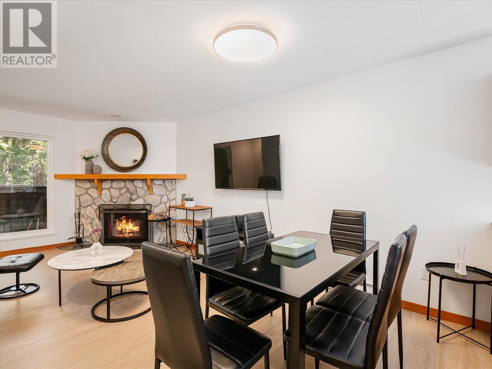 202 2222 CASTLE DRIVE, Whistler