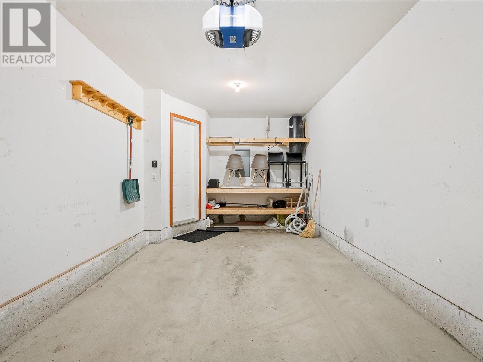 202 2222 CASTLE DRIVE, Whistler