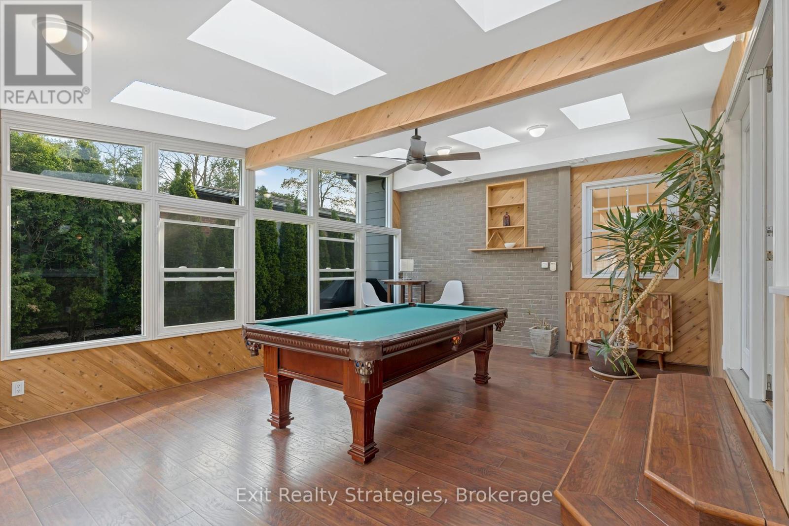 Photo 10 of 3324 Homestead Drive, Hamilton ON