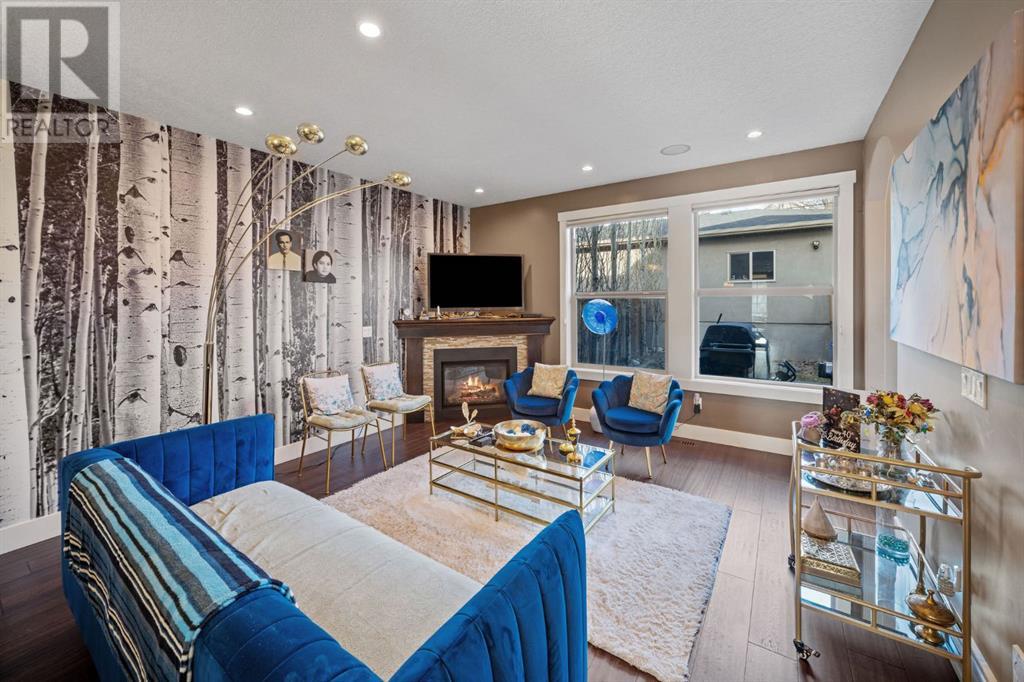 Single Family House for Sale in   Avenue NW Montgomery Calgary 