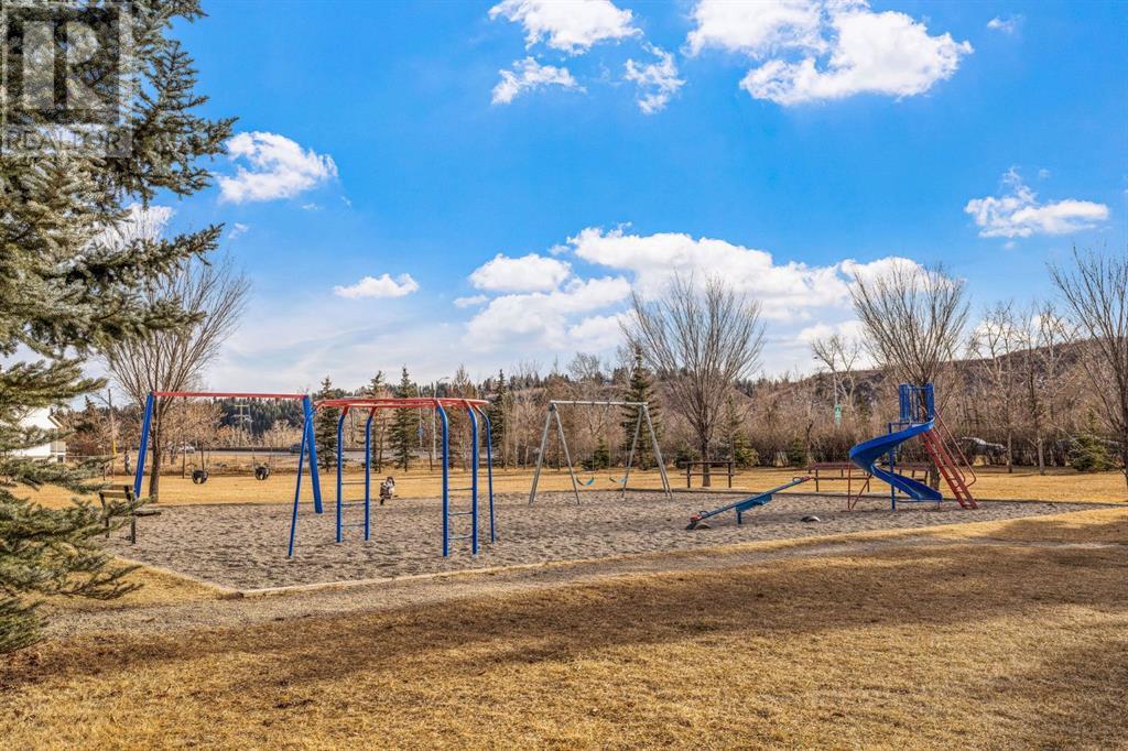 Single Family House for Sale in   Avenue NW Montgomery Calgary 