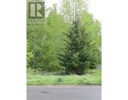 Primary bedroom of 4068 BARNES DRIVE · Prince George, BC