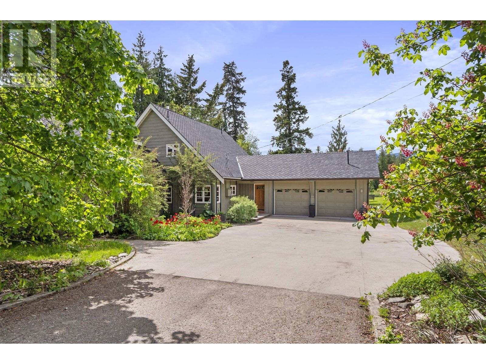  3971 30 Street Northeast, Salmon Arm