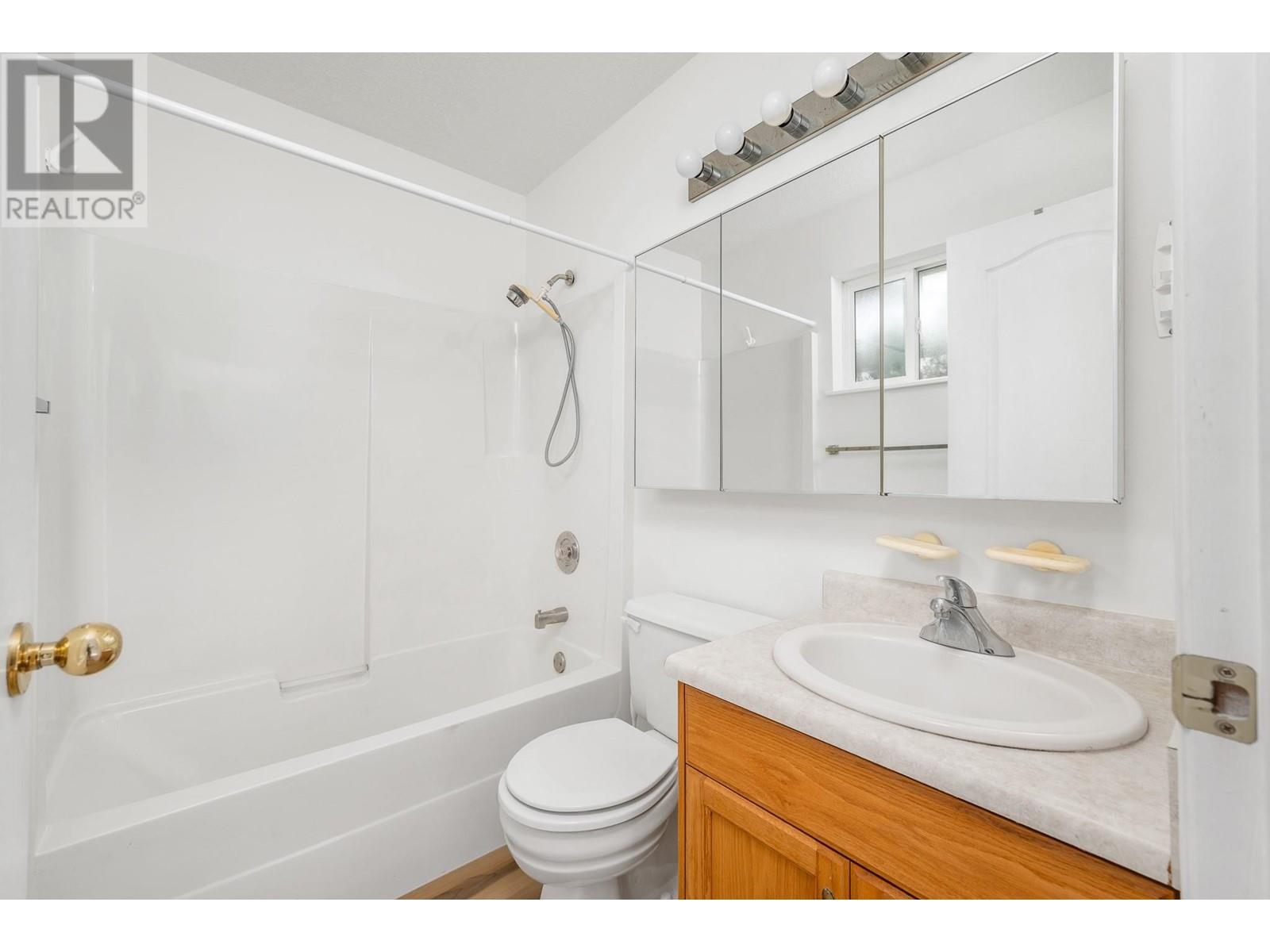  5205 21 Street, Vernon