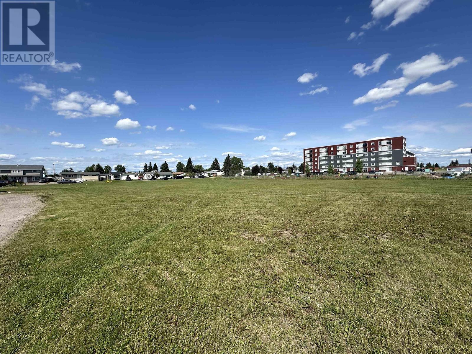 Photo 19 of 9504 100 Avenue, Fort St John BC