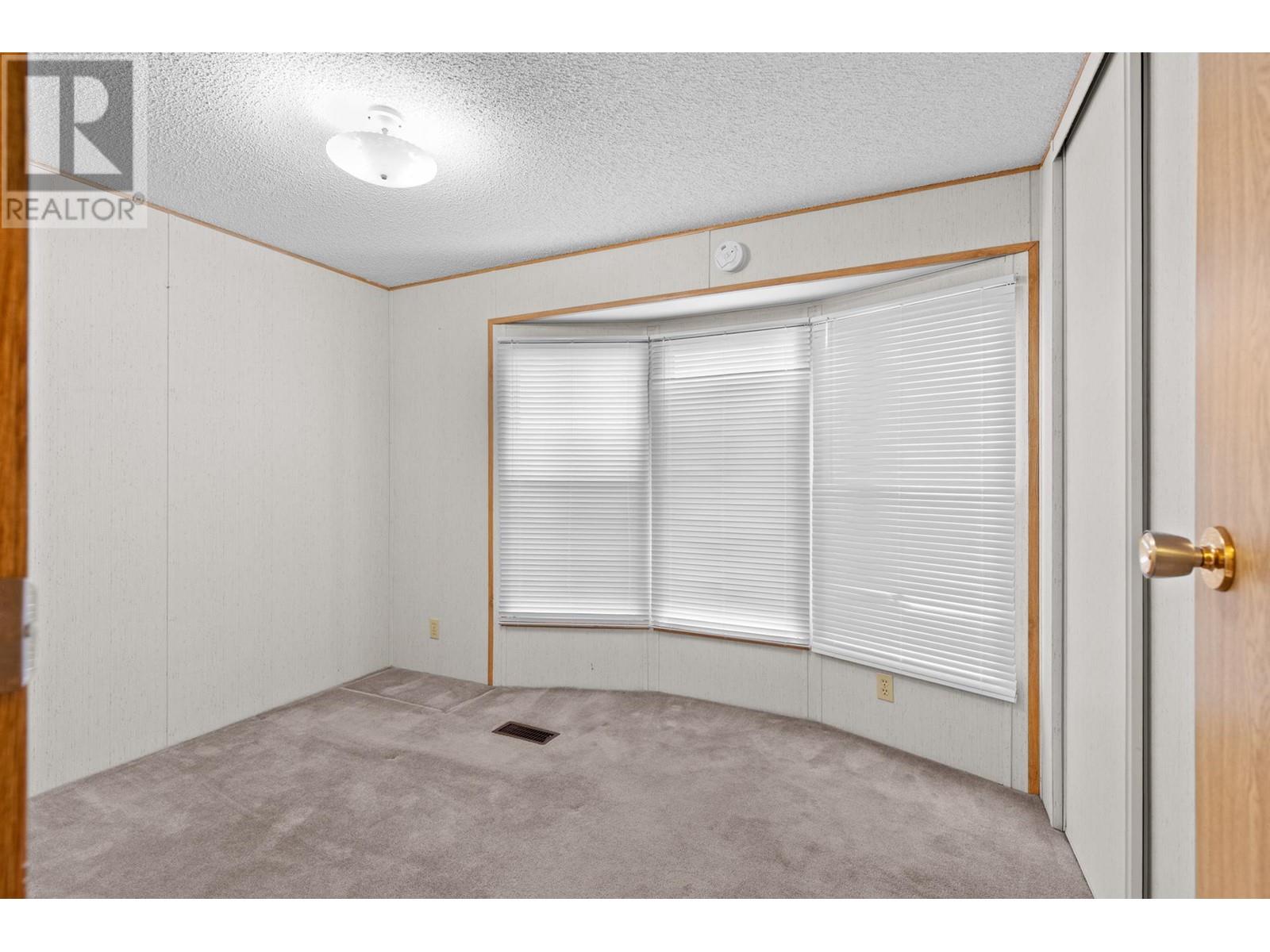 218 720 Commonwealth Road, Kelowna