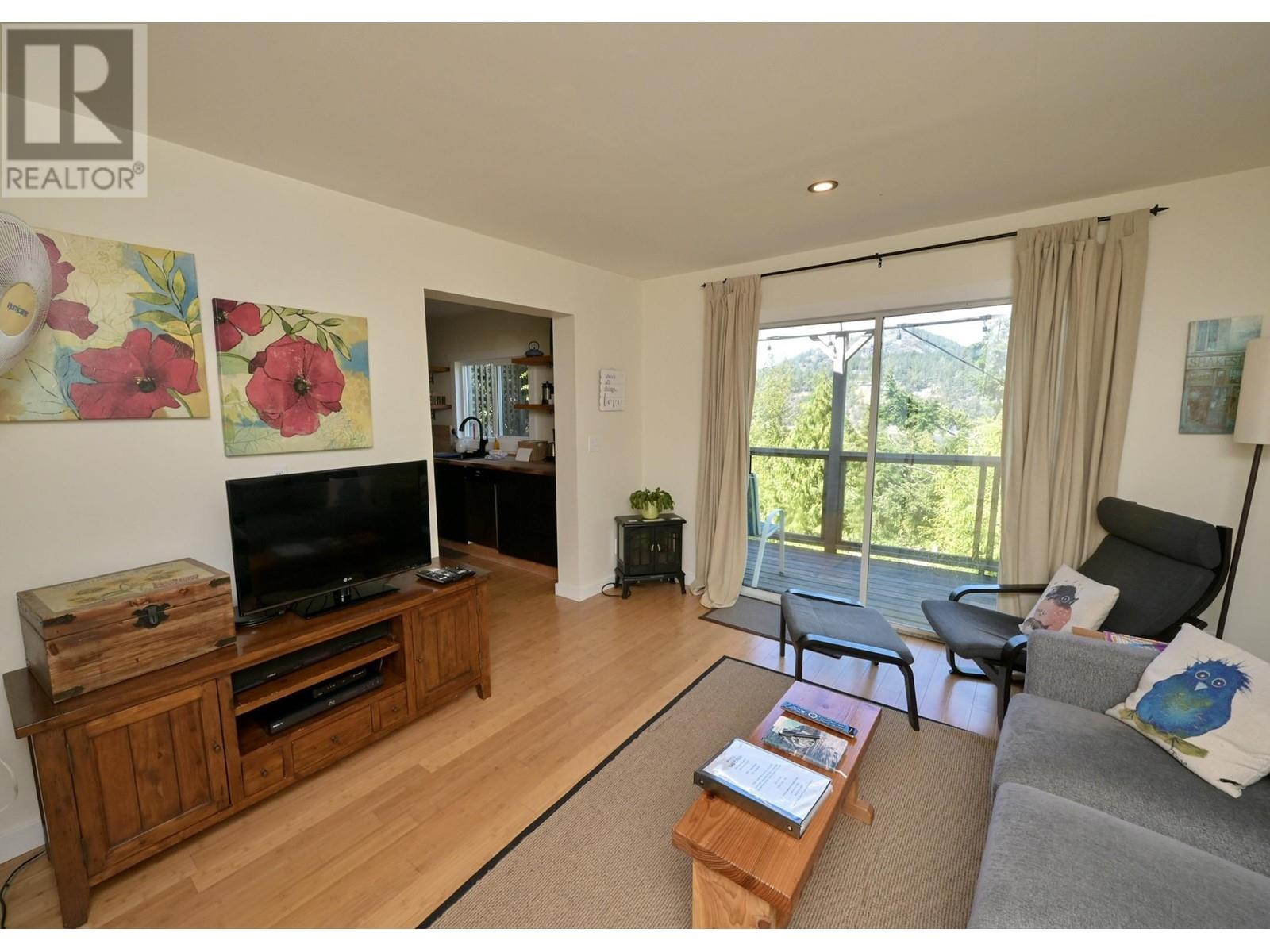 4184 FRANCIS PENINSULA ROAD, Pender Harbour