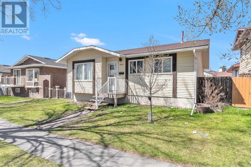 4056 44 Avenue NE Photo 2 - Calgary Real Estate