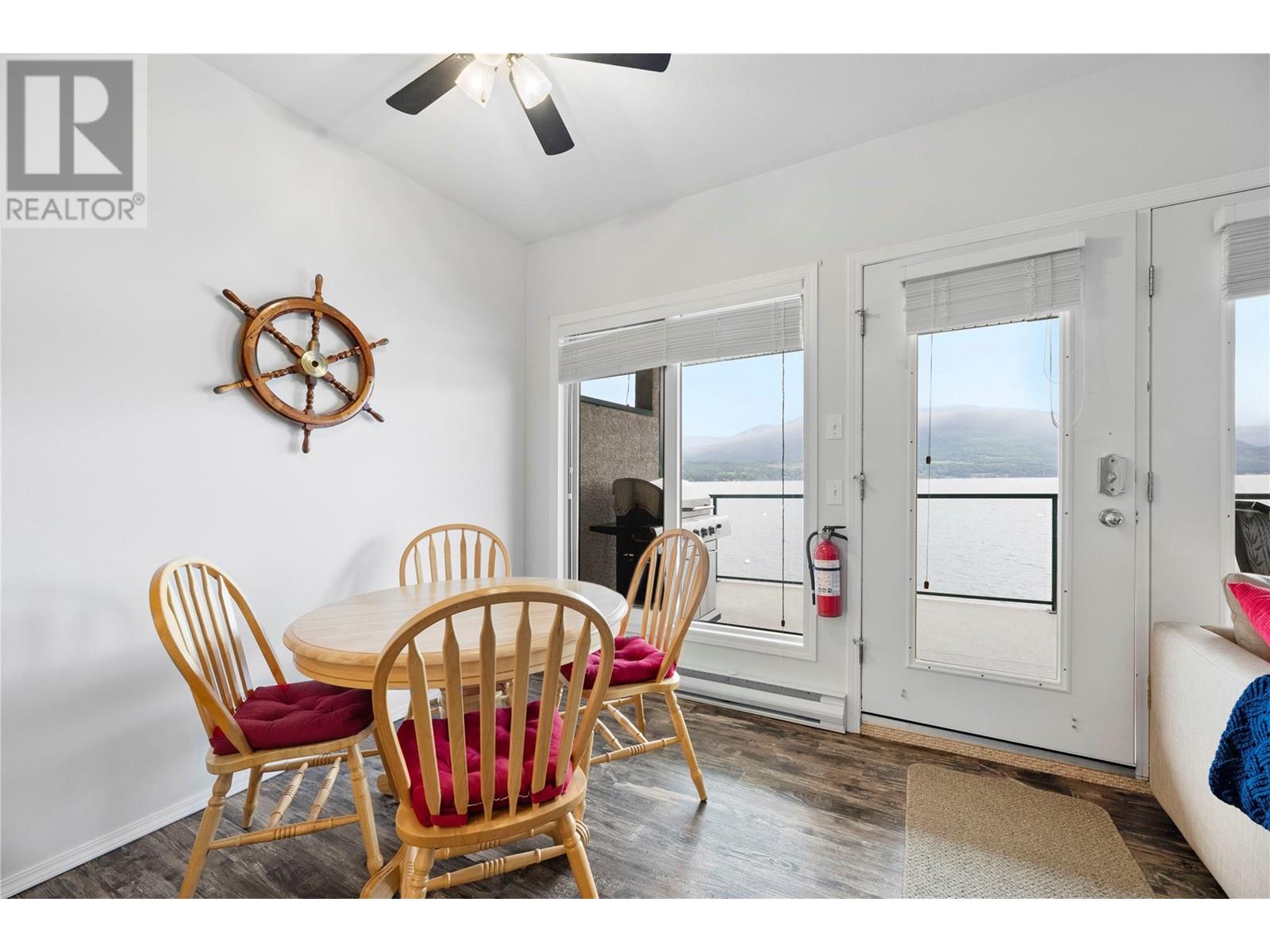 7B 3935 Eagle Bay Road, Eagle Bay