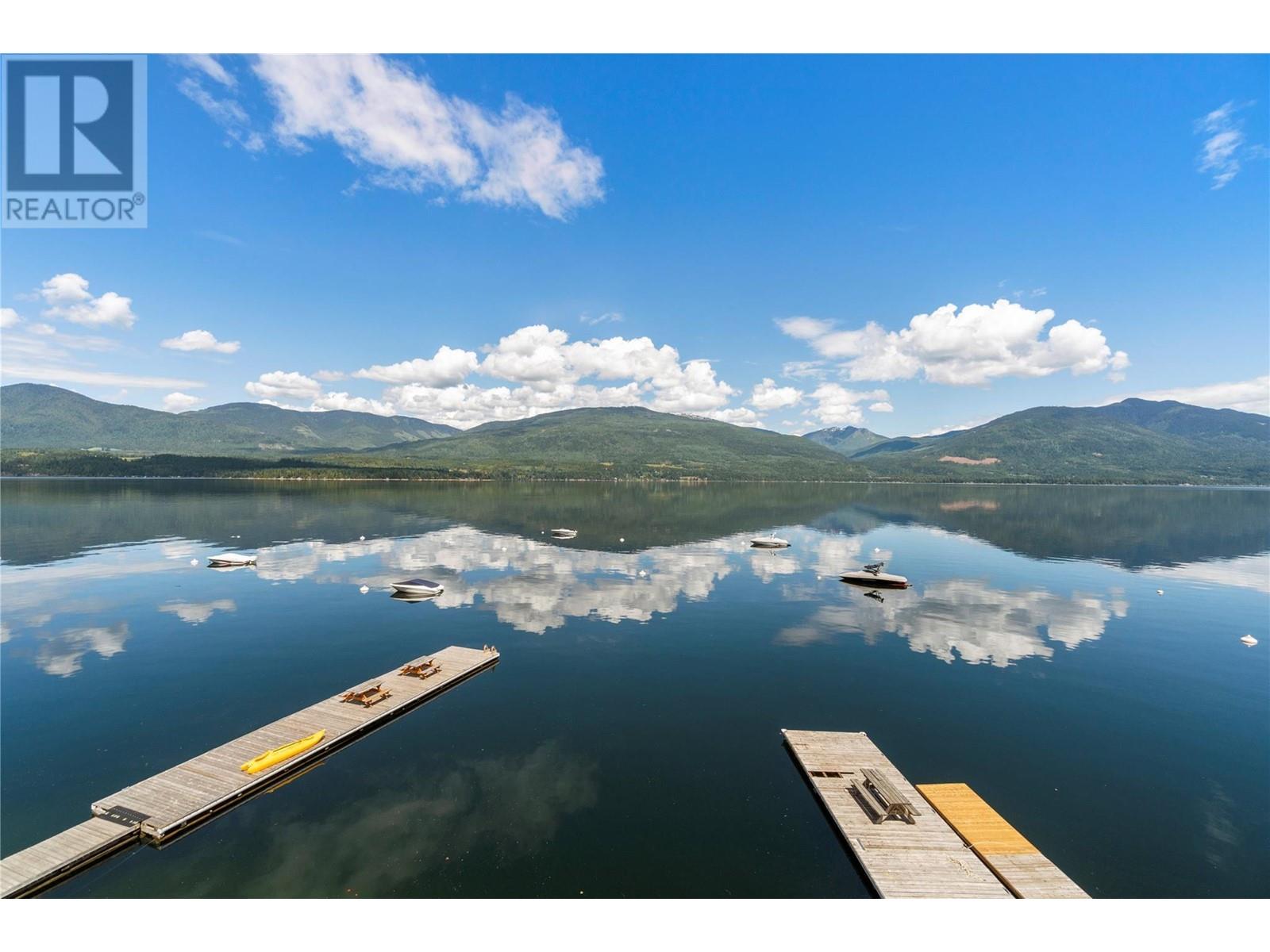 7B 3935 Eagle Bay Road, Eagle Bay