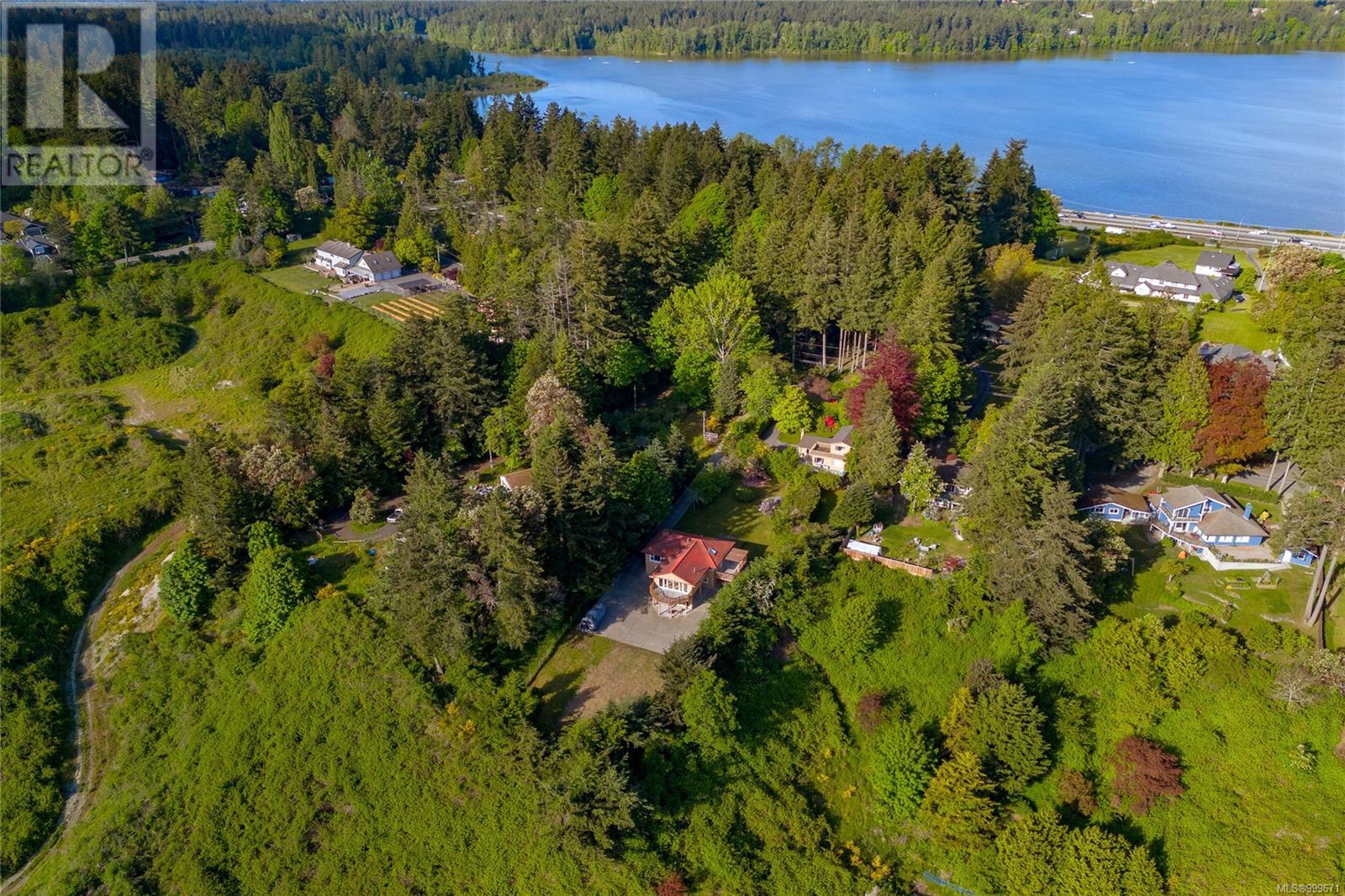 5347 Alderley Road, Saanich