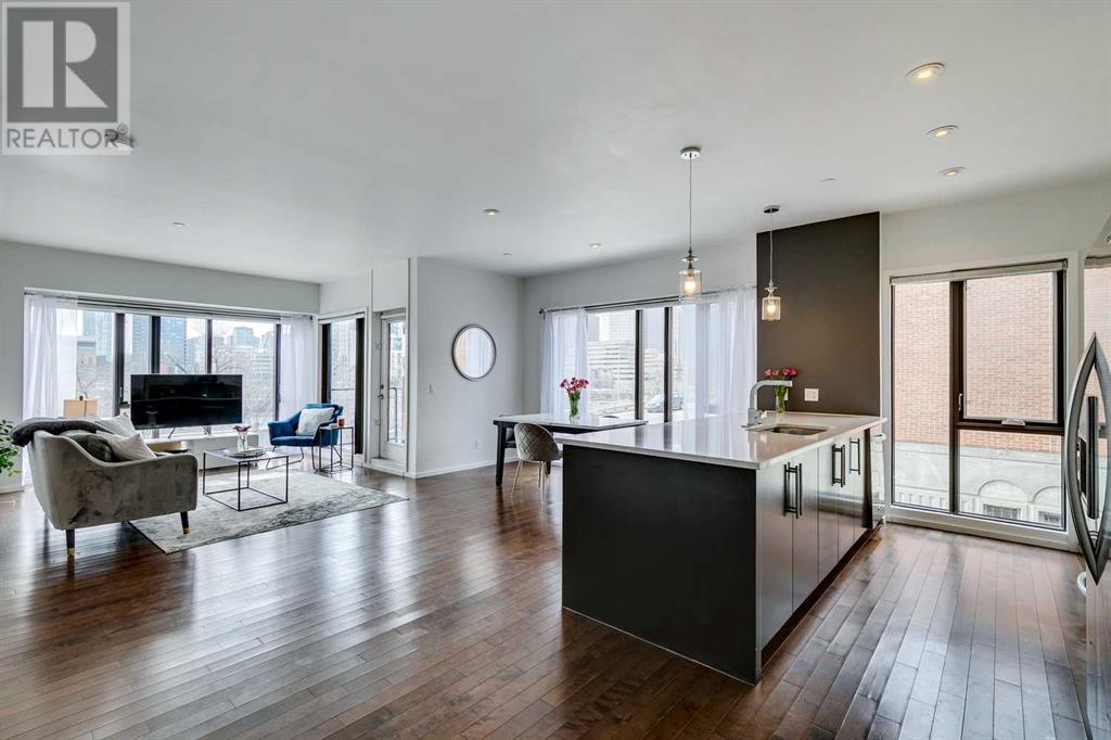 Single Family House for Sale in   Meredith Road NE Crescent Heights Calgary 