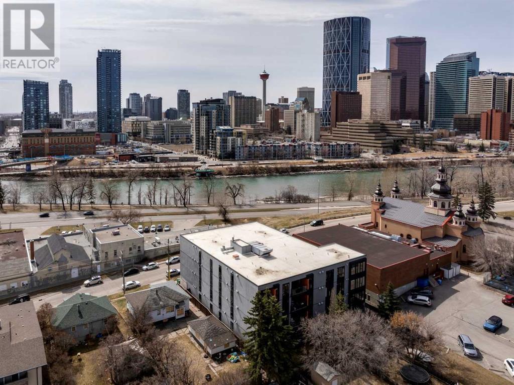 Single Family House for Sale in   Meredith Road NE Crescent Heights Calgary 