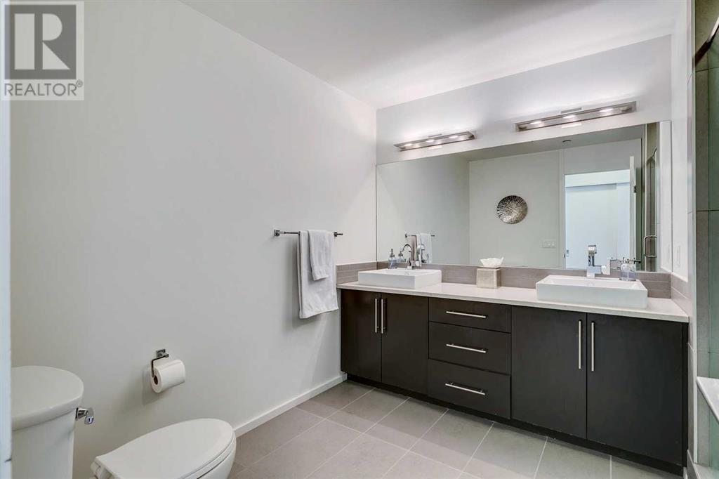 Single Family House for Sale in   Meredith Road NE Crescent Heights Calgary 
