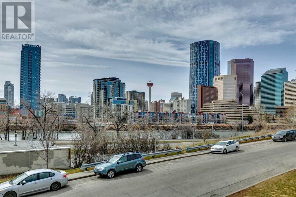 Single Family House for Sale in   Meredith Road NE Crescent Heights Calgary 