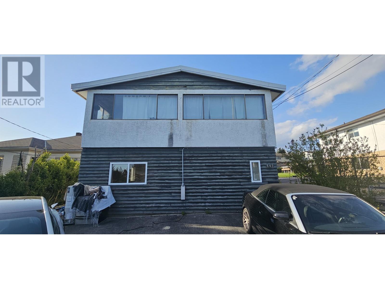 647 GAUTHIER AVENUE, Coquitlam