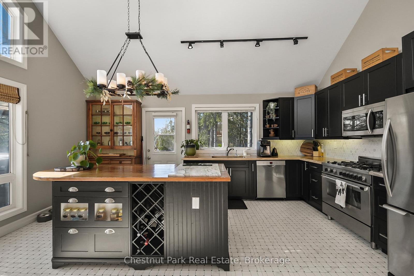Photo 10 of 7609 Somerset Park, Ramara ON